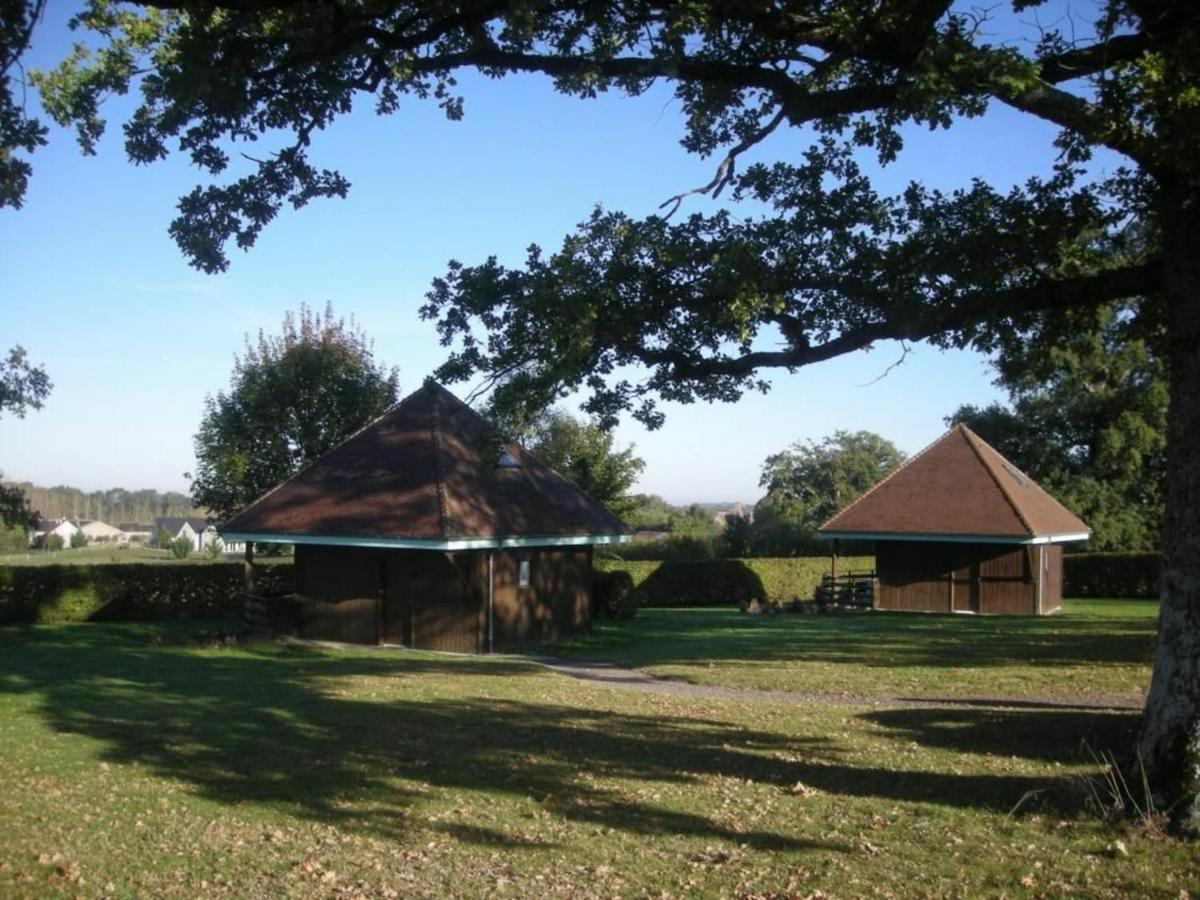 Chalet En Pleine Nature A Orsennes Avec Etang A Proximite, Ideal Pour 6 Personnes Et Animaux Admis - Fr-1-591-170 Eksteriør bilde